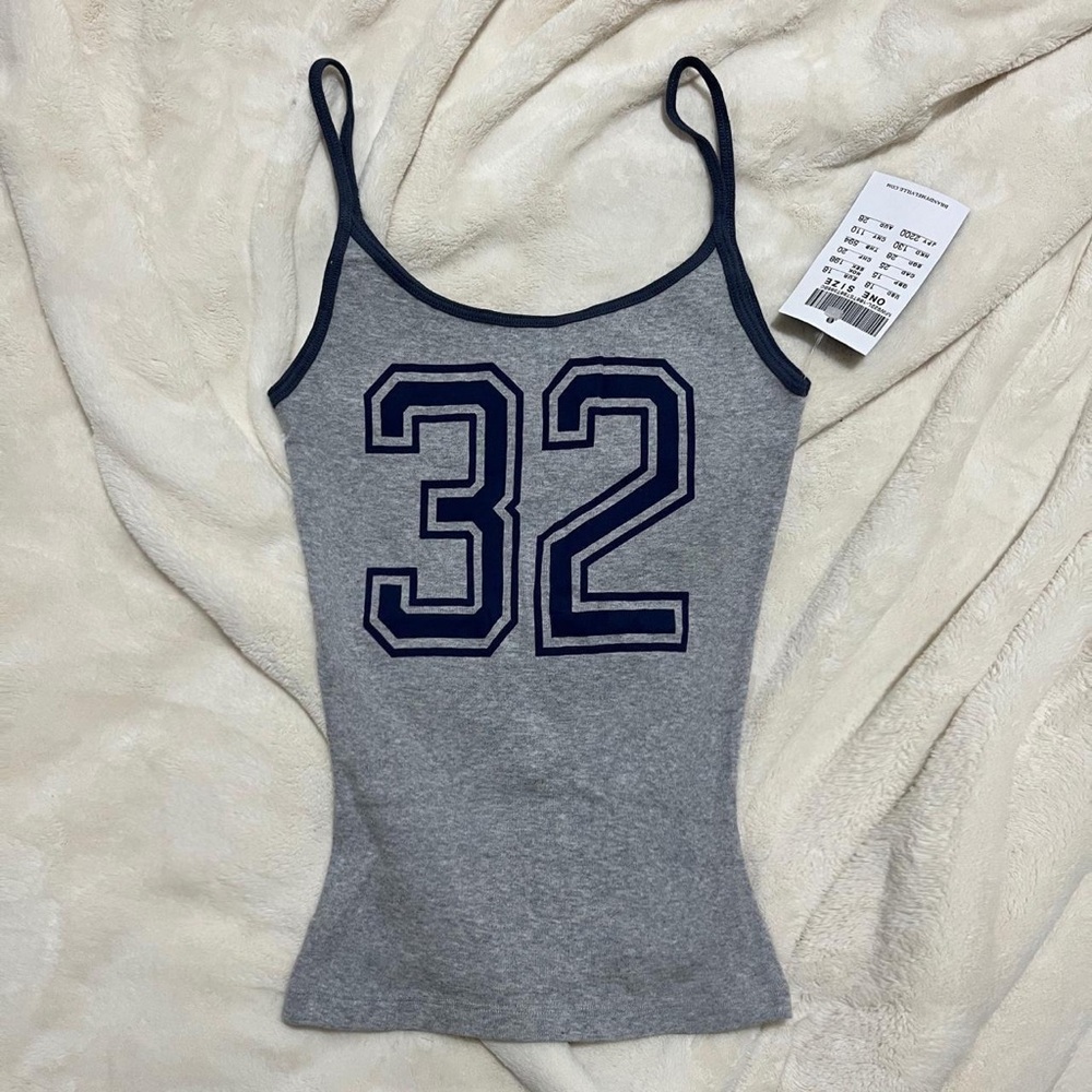 brandy melville ♡ skylar tank top grey navy blue number 32 y2k